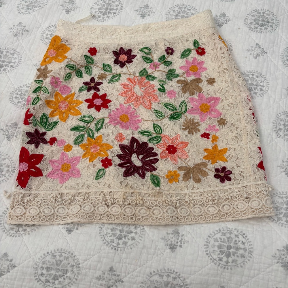 Maeve skirt… Size small incredible beautiful all embroidered… All lined